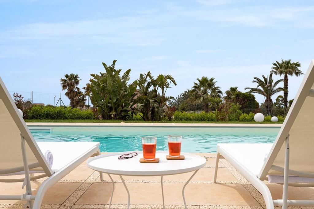 Villa Paradiso With Private Pool, Bbq Area, Huge Garden And Free Parking Modica Exteriör bild